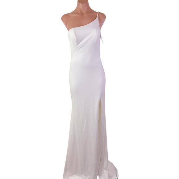 La Femme 28176 Sleeveless One Shoulder Slit Dress White Wedding Bridal sz 2 NWT - Picture 1 of 12